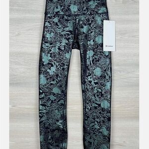 Sz 8 Lululemon Wunder Train High-Rise Tight 25” Flourish Black Iridescent Foil